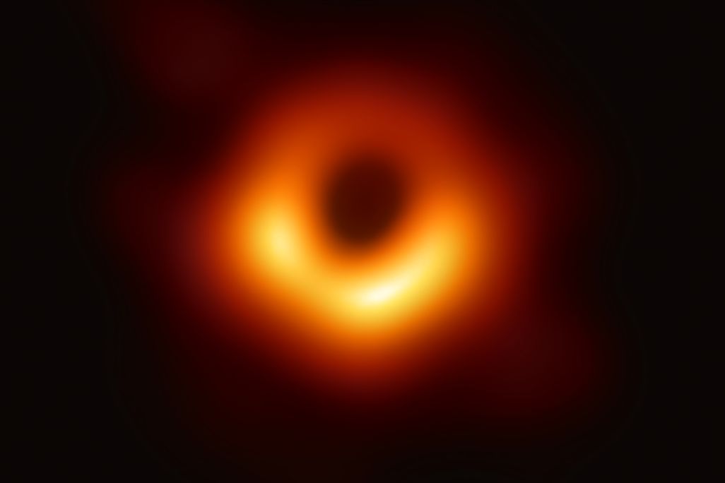 Black_hole_-_Messier_87_crop_max_res.jpg
