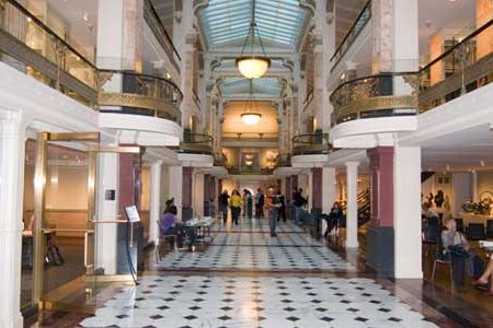 The Luce Foundation Center is a three-story exploratorium located in the top levels of the American Art Museum.  The final quests in "Ghosts of a Chance" took place here on October 25.  Nearly 250 people participated.