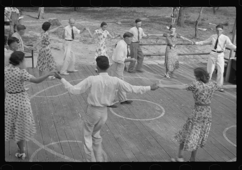 Square Dancing Is Uniquely American | Smart News| Smithsonian Magazine