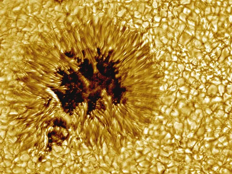 20110520102250sunspot_vtt.jpg