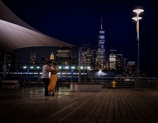 Tango in the city thumbnail