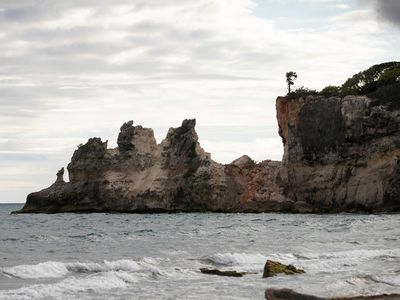 "Punta Ventana," or Window Point, once had naturally formed rock bridge that created a hole, but it collapsed during an earthquake this week.