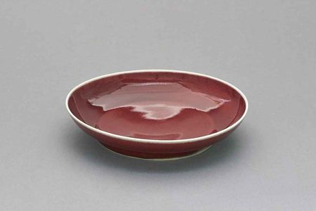 Dish with copper-red glaze, and a Xuande mark in cobalt oxide on the base, China, Jiangxi province, Jingdezhen
Ming Dynasty, Xuande reign (1426-1435)