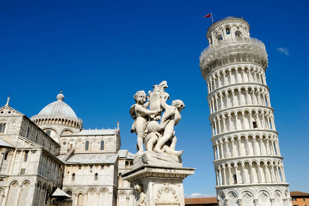 The legendary tower of Pisa