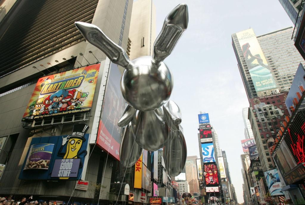 Artist Yayoi Kusama Is Creating a Whimsical Balloon for Macy's