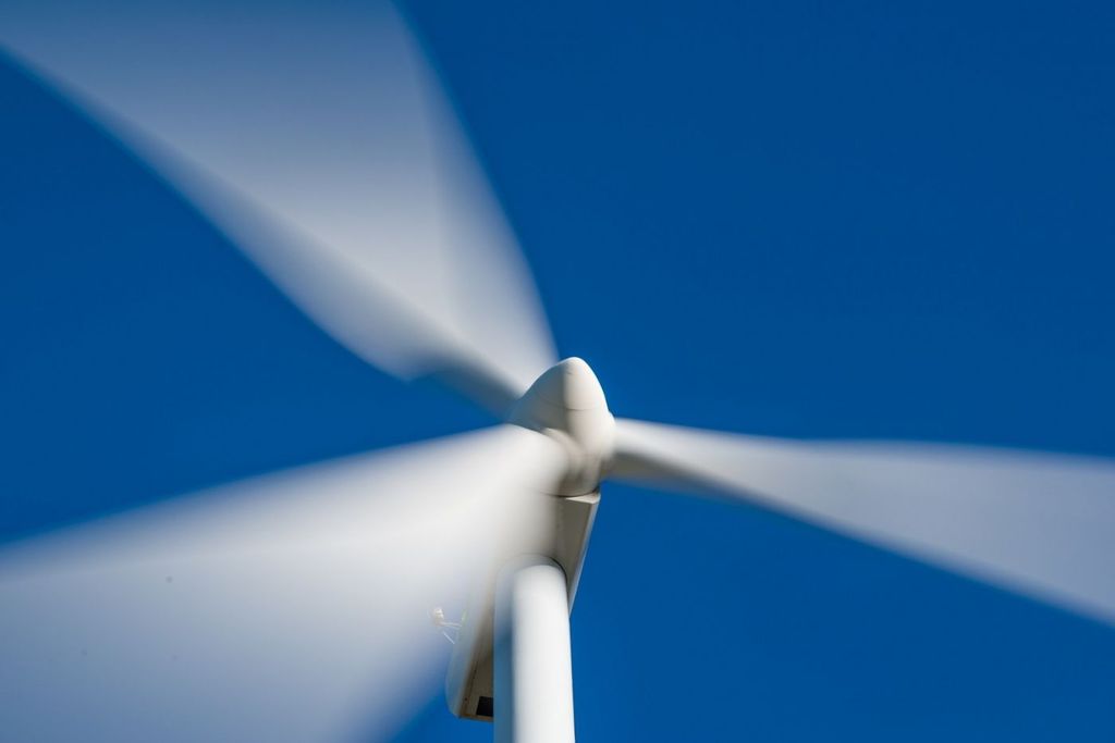 WindPower_Illo_1400_934_80.jpg
