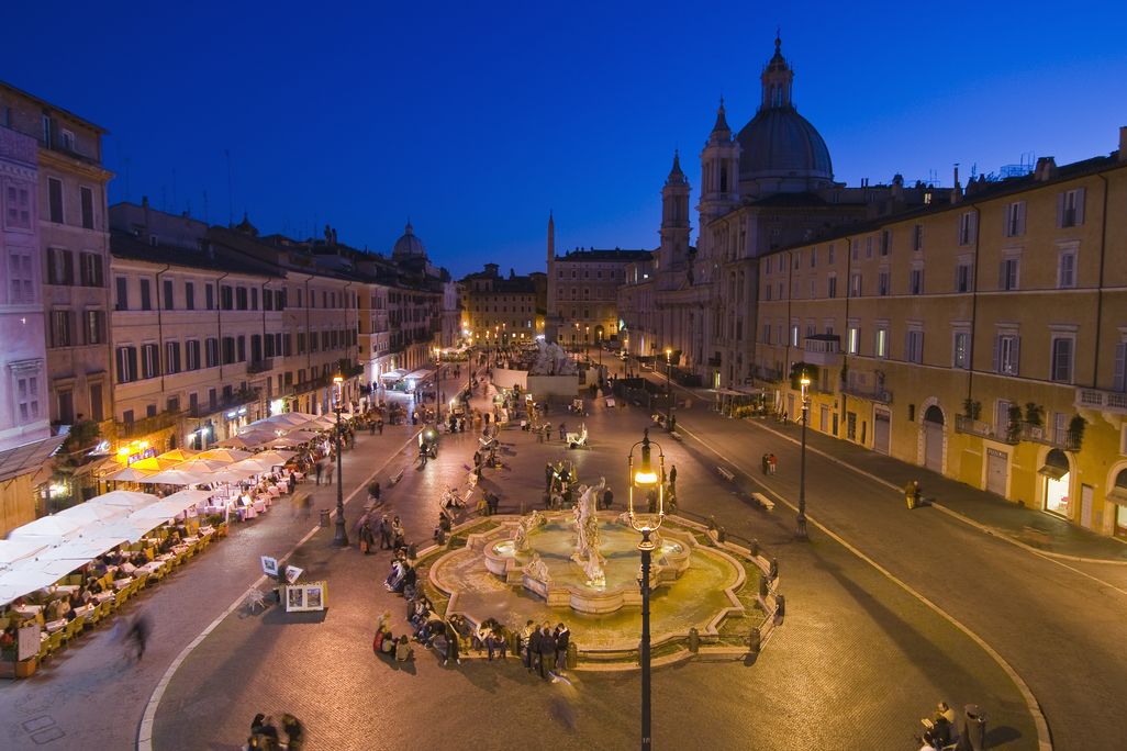 Piazzo-nightlife.jpg