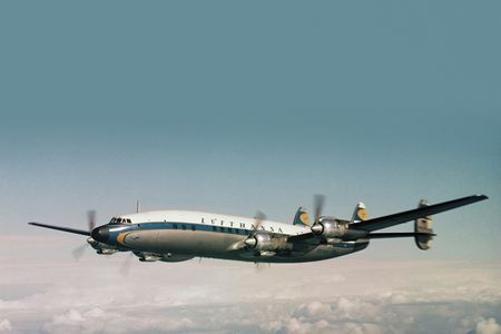 For a brief time, Lockheed’s L-1649 Starliners ruled international routes.