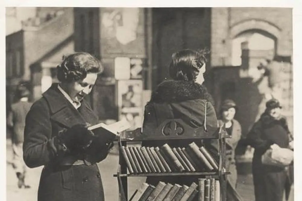 Walking library