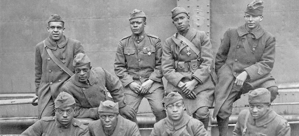  Group of Harlem Hellfighter soldiers 