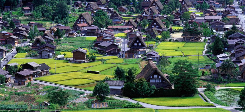  Shirakawa-go village 