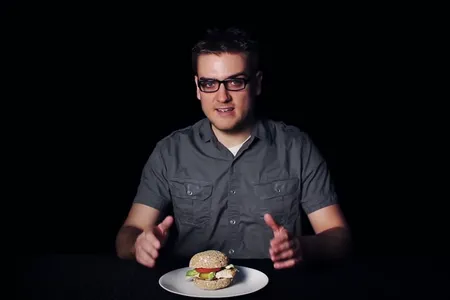Screenshot from "How to Make a Sandwich - Chapter 11 Assembly" 