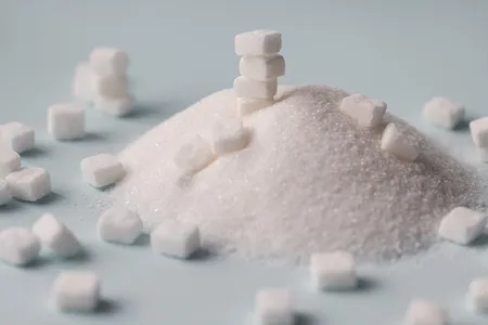 The ration kept an individual's daily intake of sugar at around 40 grams, about ten cubes of sugar. After the restriction ended, consumption of the sweetener nearly doubled.