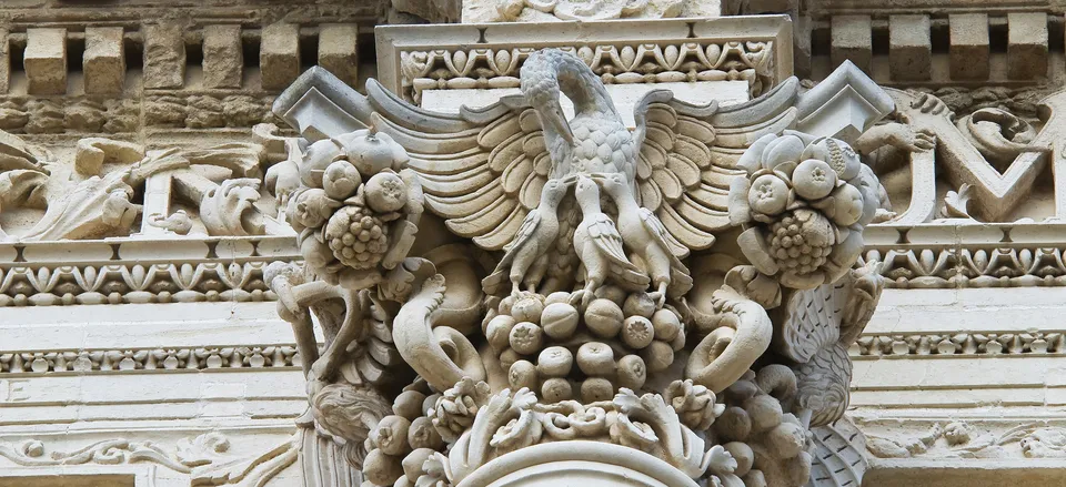  Detail of the ornate sandstone carving of Lecce's <i>barocco leccese</i> style 