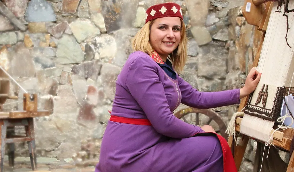 A carpet making "Master Class" in Armenia