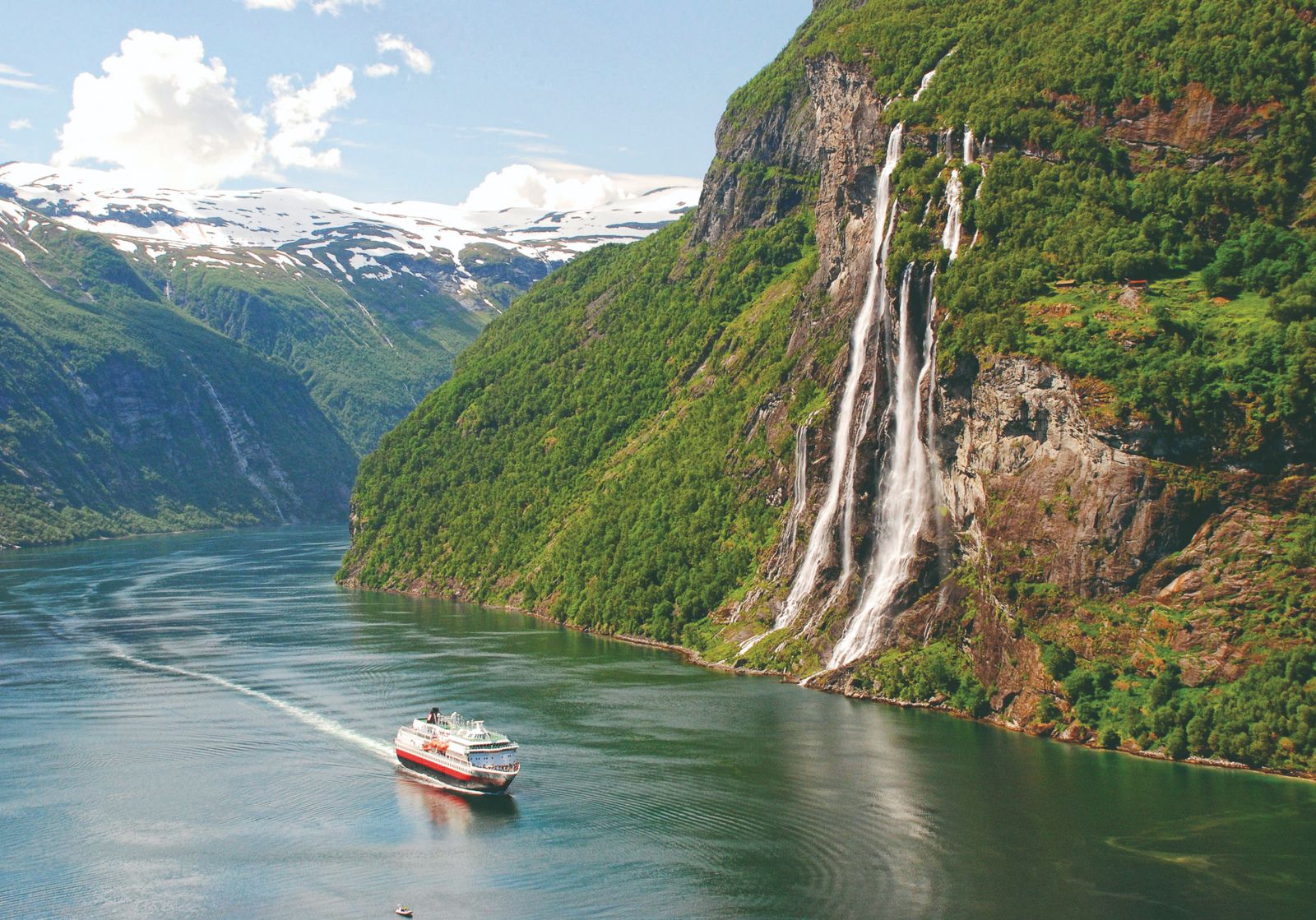 Can a Cruise Capture 12,000 Years of Norwegian Heritage? Hurtigruten Certainly Thinks So