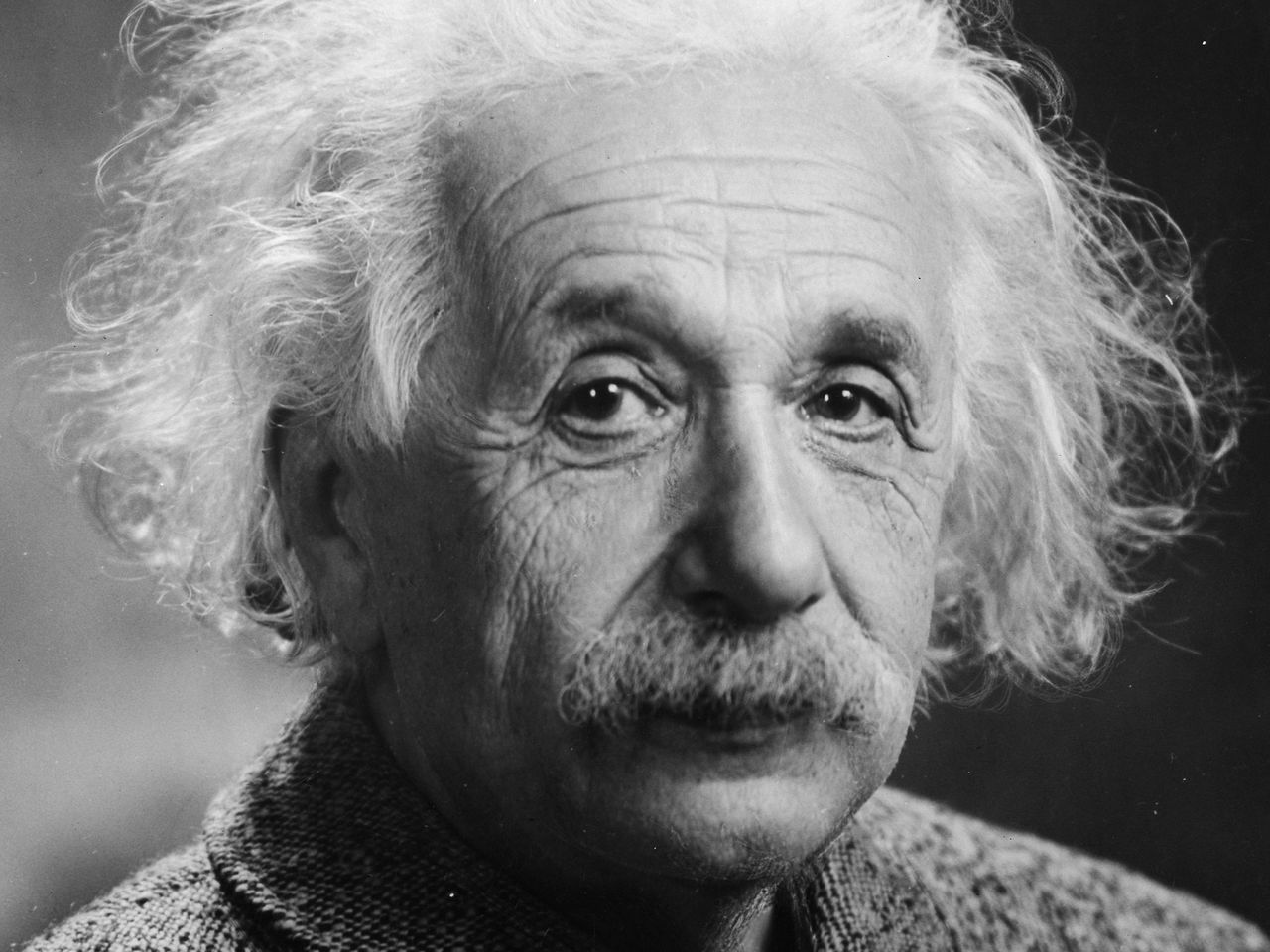 albert_einstein_head.jpg