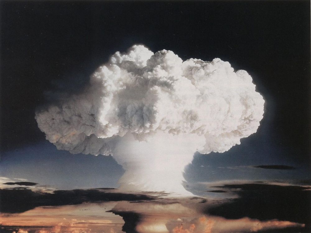 An atmospheric nuclear test conducted by the U.S. at Enewetak Atoll on November 1, 1952. It was the world's first successful hydrogen bomb.