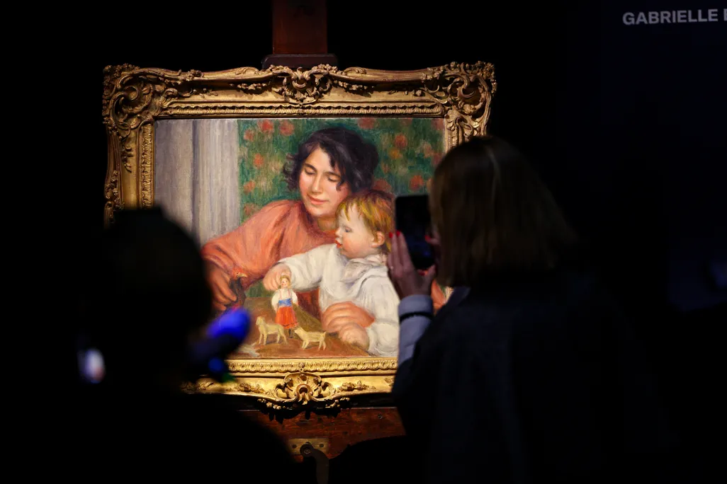 L’enfant et ses jouets – Gabrielle et le files de l’artiste, Jean, French for The child and his toys – Gabrielle and the son’s artist, Jean, sold for $2 million at a Paris auction.