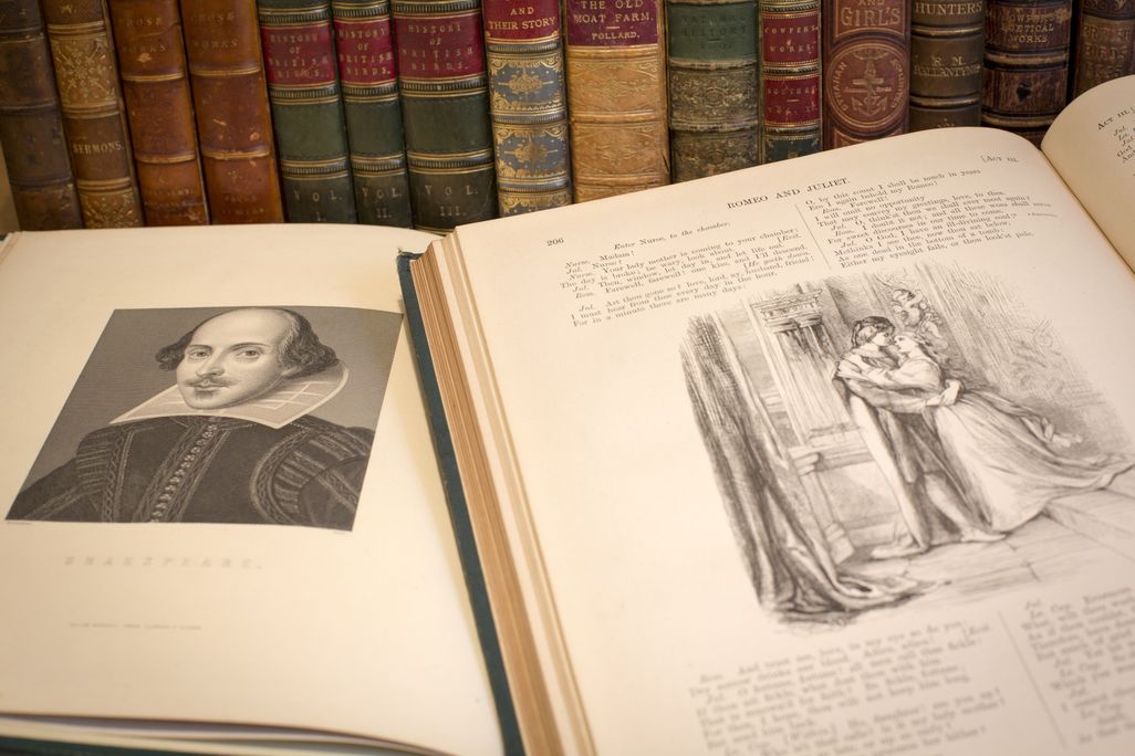 An image of Shakespeare next to Romeo and Juliet