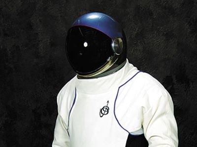 space_fashion_631-mar08.jpg
