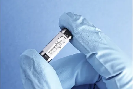 Rheumatoid arthritis is often difficult to treat, and patients rely on immunosuppressant drugs. Now, a new implanted device promises to offer treatment without medication.