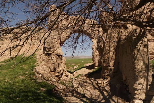abandoned  arch view thumbnail