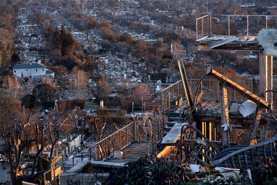 A Los Angeles Photographer Captures the Devastating Fires Threatening His Beloved Community