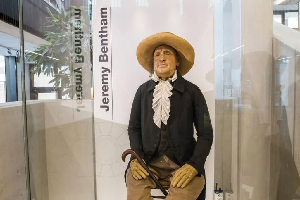 Jeremy Bentham's new glass case