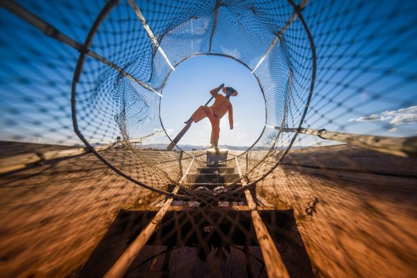 Fisherman from Inle lake thumbnail