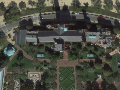 A current commercial satellite image of the Smithsonian Castle in Washington, DC, as seen in Google Earth. This isn't even zoomed all the way in.