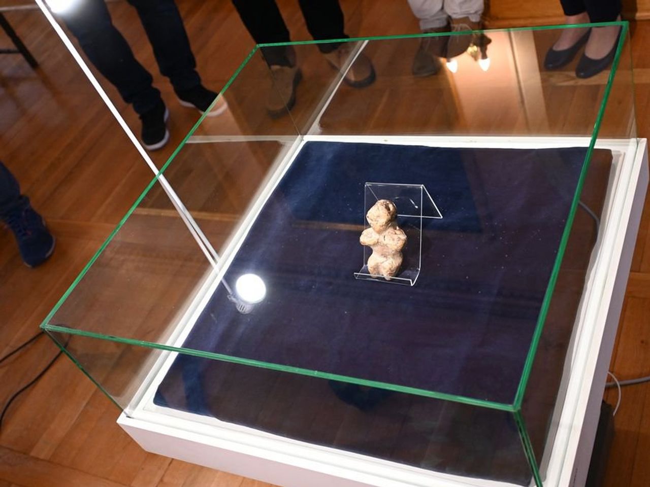 figurine.jpg
