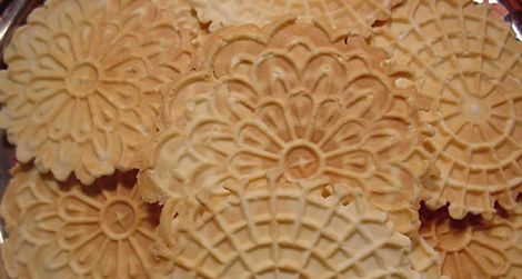 A plate of pizzelle