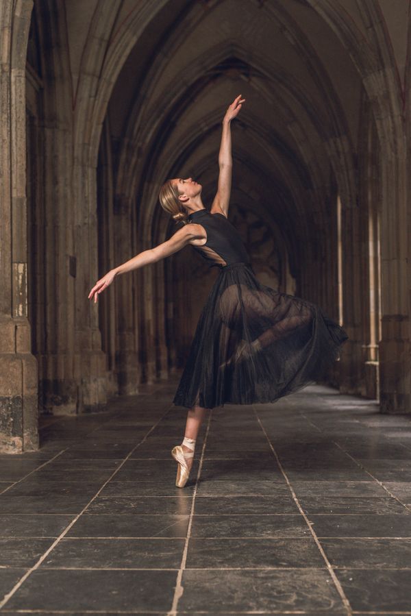 Amazing ballerina Esmee thumbnail