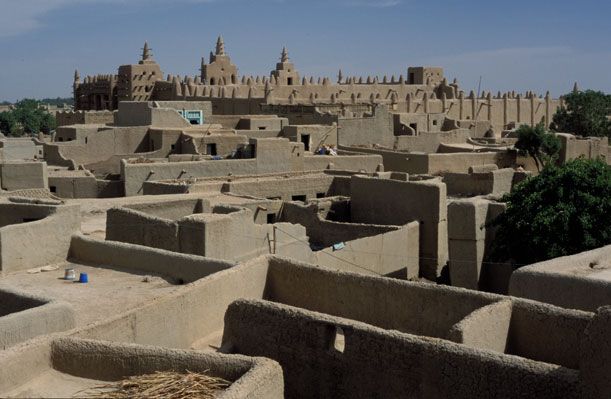 Overlooking the rooftops of Djenné, Mali.