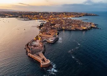 Cruising Southern Italy and Sicily: Ancient Wonders and Culinary Delights description