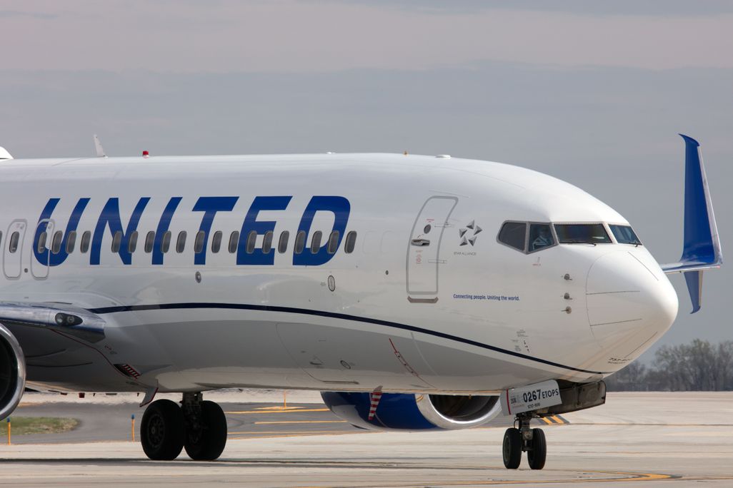 Airplane with the word United on it