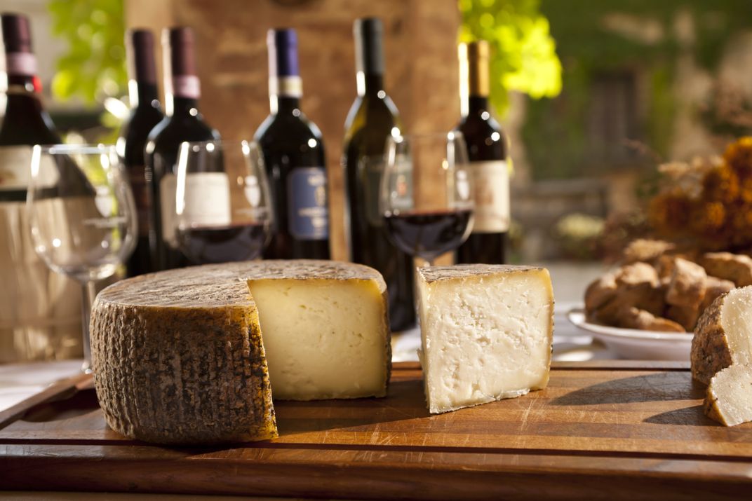Tuscan cheese and wines