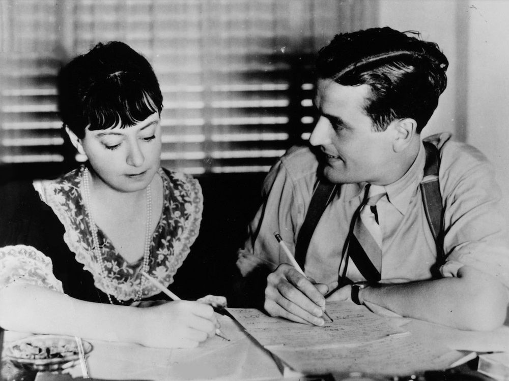 Dorothy Parker S Fbi File Is Available To Public For First Time In A Decade Smart News Smithsonian Magazine