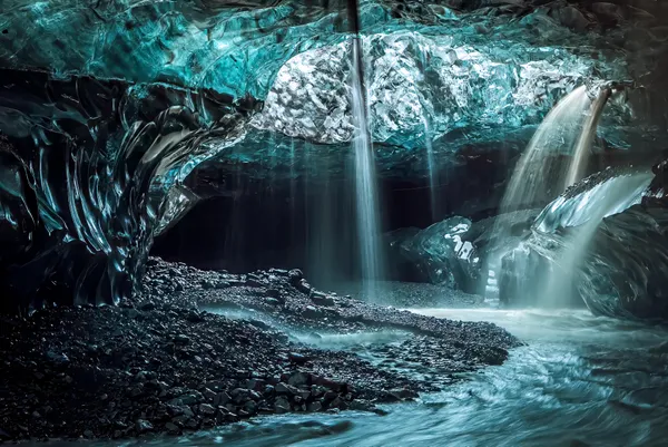 Cave waterfalls thumbnail