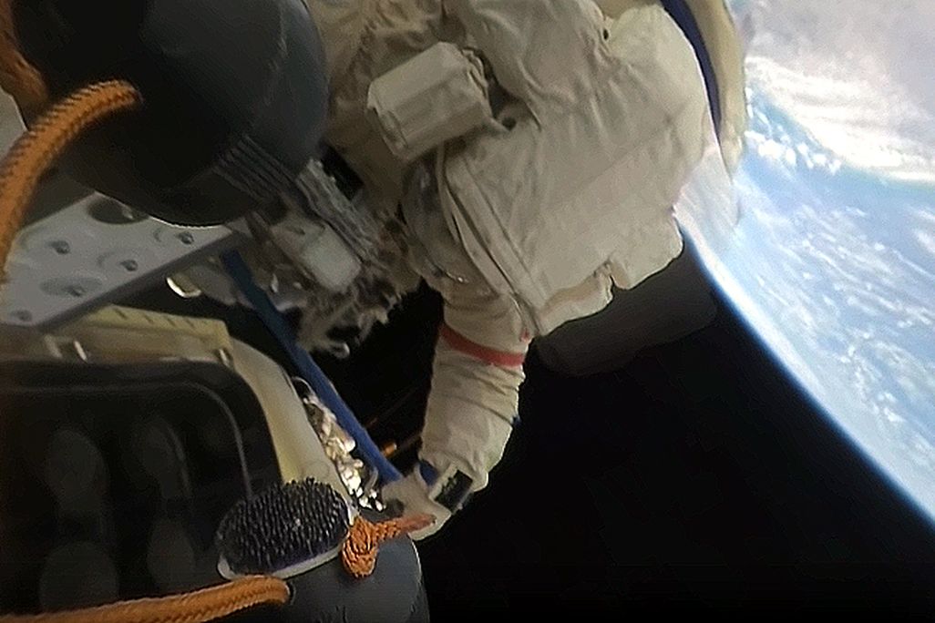 VR spacewalk.jpg