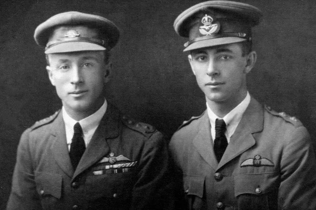 Ross_and_Keith_Smith_1921.jpg