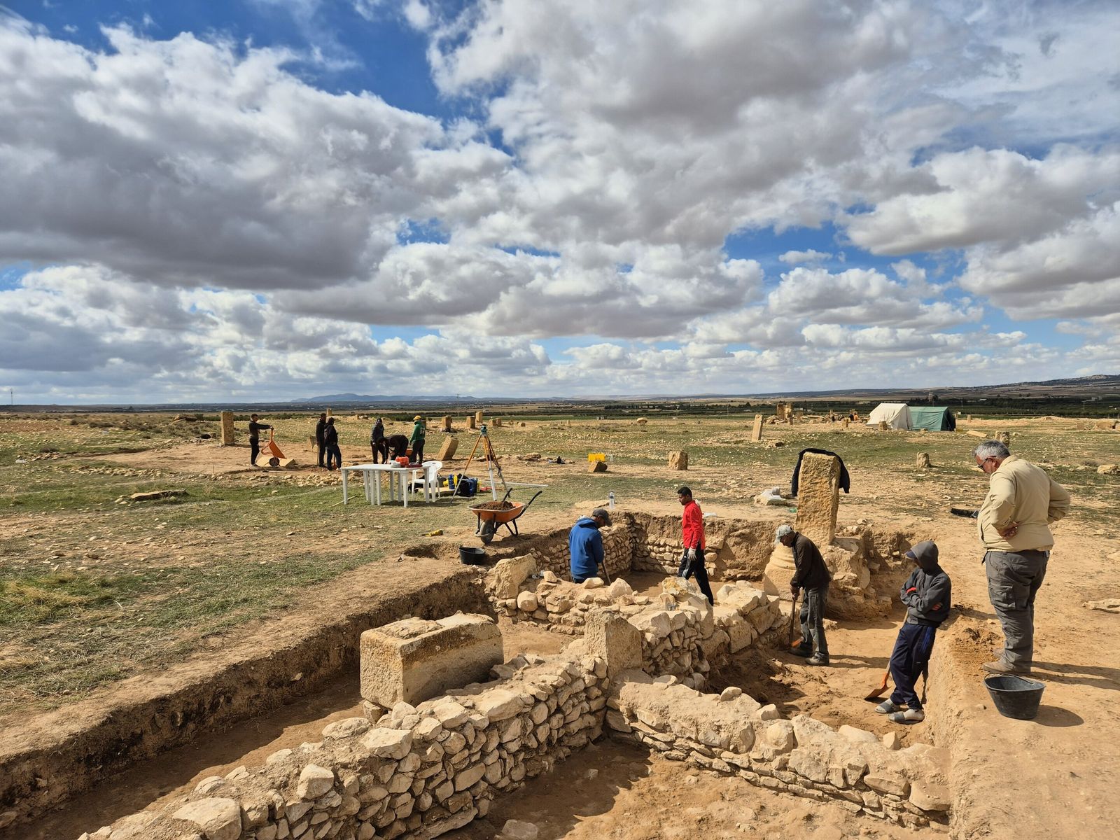 Archaeologists Discover Ancient Roman Olive Oil Production Facilities ...