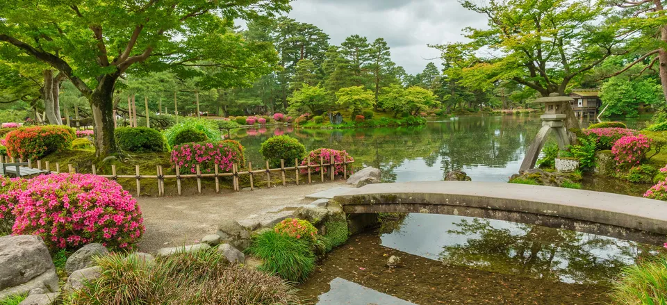  Kenrokuen Garden, Kanazawa 