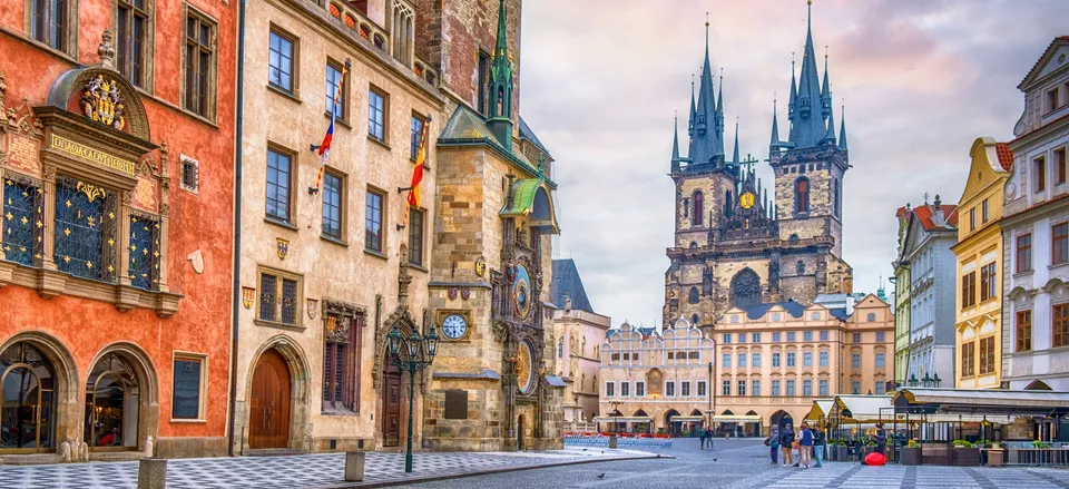 Prague: A One-Week Stay in the Czech Republic | Smithsonian Journeys