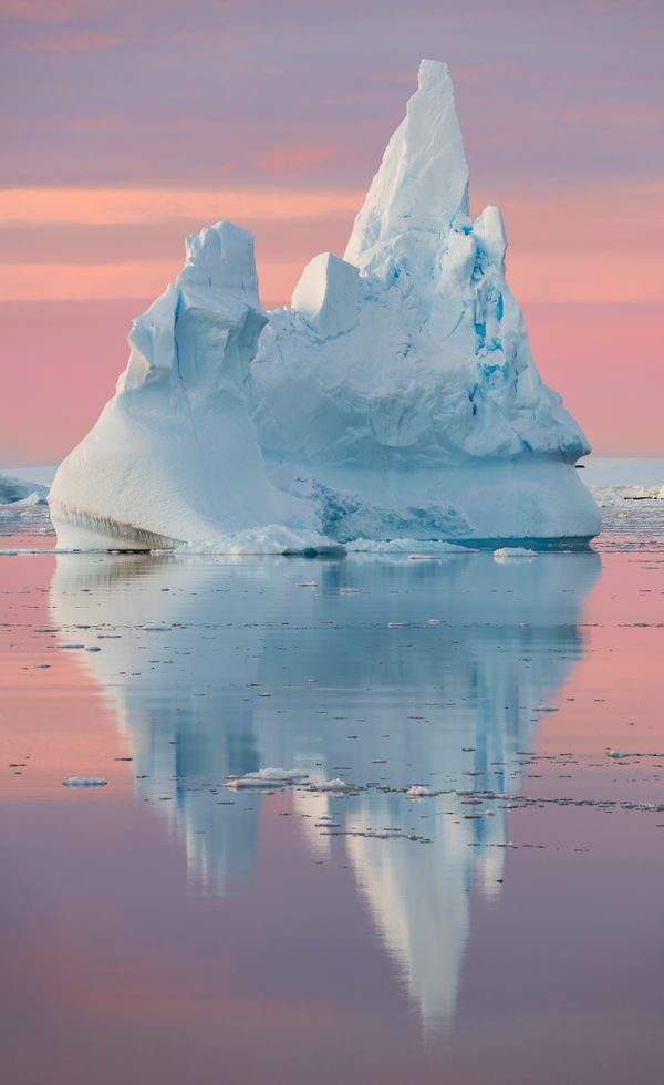 Iceberg at sunset thumbnail