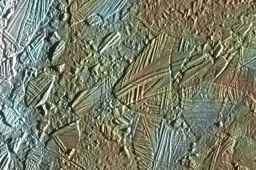 PIA01127.jpg