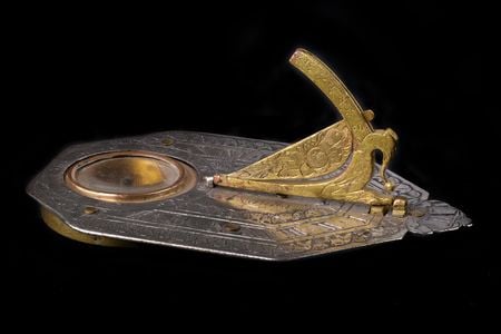 Pocket sundial