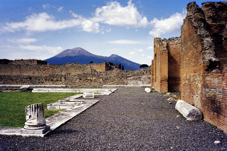 Volcanic deposits found at Pompeii could yield insights on Vesuvius' future