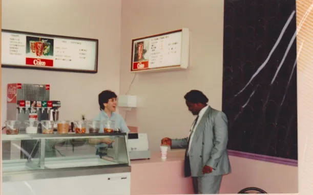 A picture of the first Dippin’ Dots restaurant